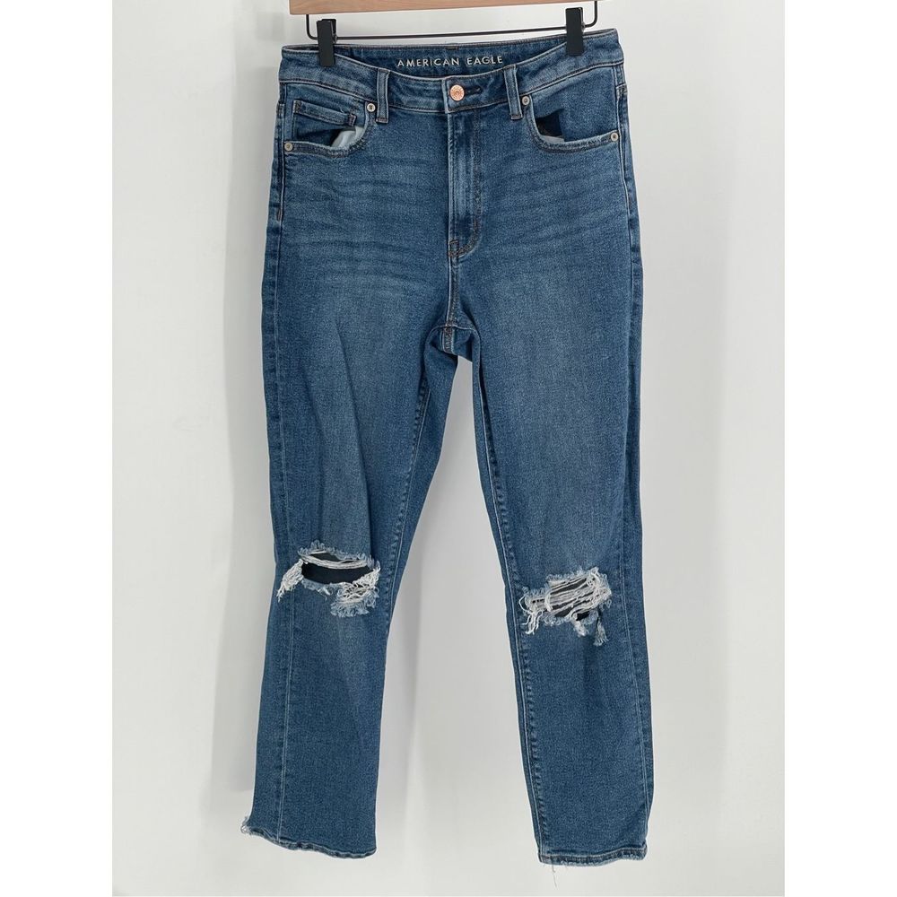 American Eagle Mom Jean Women Size 6 Distressed Blue High‎ Rise